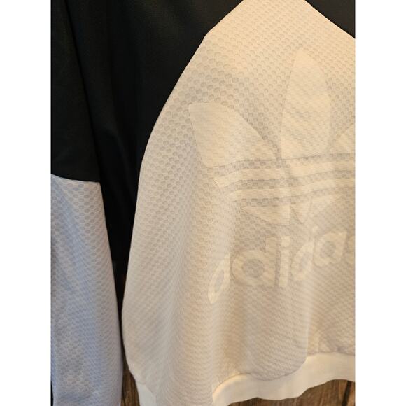 adidas Originals Helsinki Crew-Neck Sweatshirt US M fleece lined Batwing Sweater - Picture 2 of 11